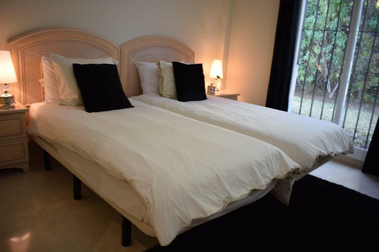Appartamento La Concha Vista La Quinta Marbella Esterno foto